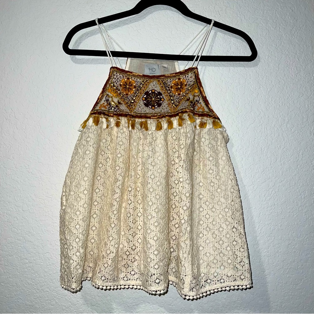 Anthropologie HD in Paris Tikal embroidered tassel lace tank top
